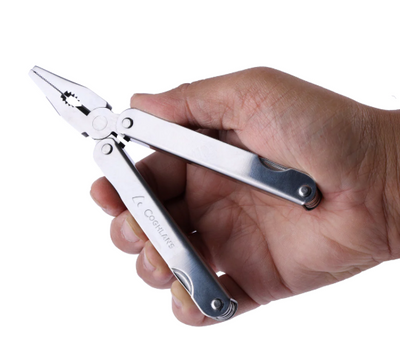 Coghlan’s Multifunction Campers Tool