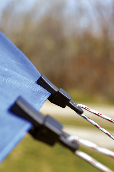 Coghlan’s Tarp Clips